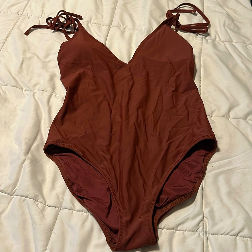 Aerie One Piece Swimsuit size medium